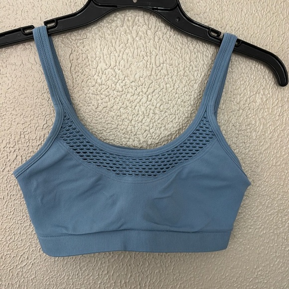 Women’s Victoria Secret Sport Blue Sports Bra, Medium - Picture 1 of 4